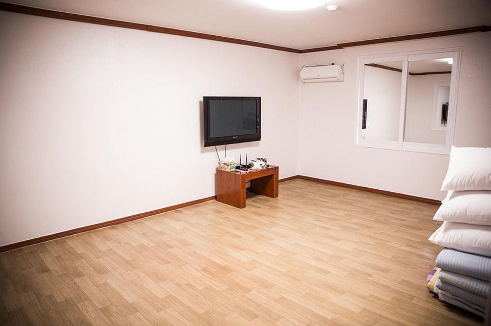 Picasso Motel Haeundae Busan Ngoại thất bức ảnh