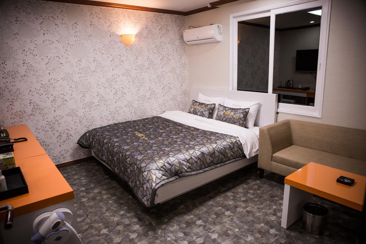 Picasso Motel Haeundae Busan Ngoại thất bức ảnh